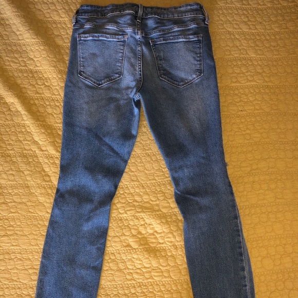Old navy rockstar super skinny jeans size 6 - Picture 2 of 4